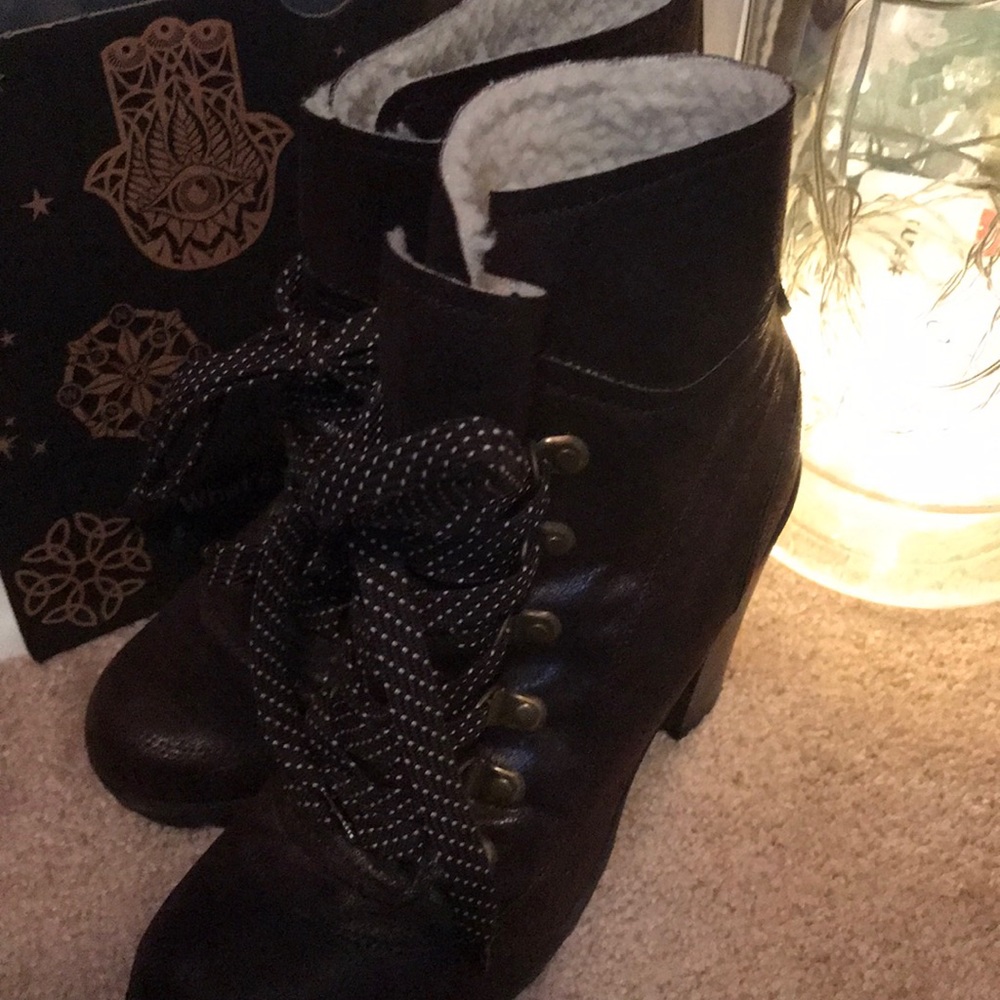 Nine West lace up booties